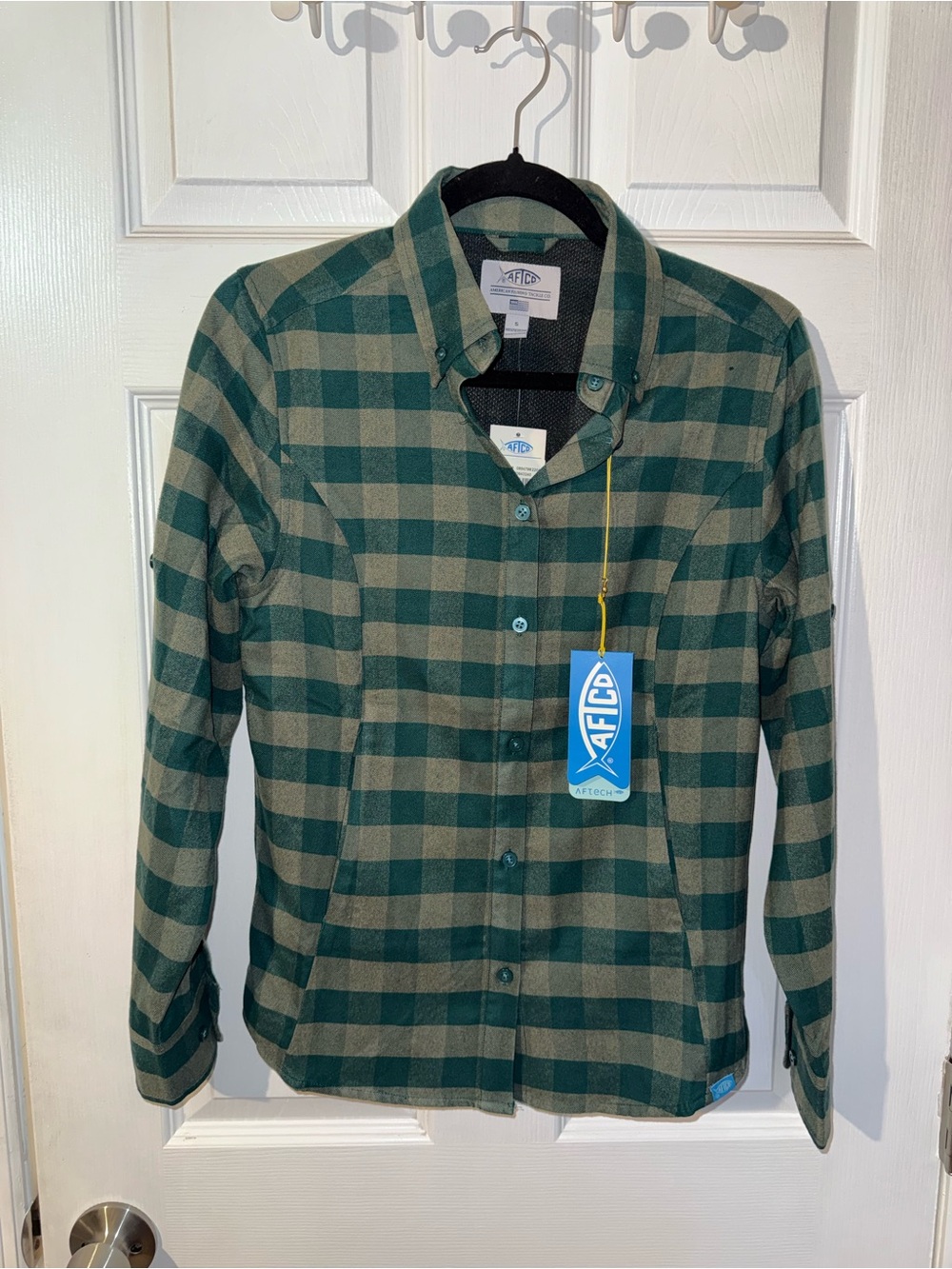 Aftco Men’s Fishing Jacket Shirt Button Down Vented Green Stripe Size Small NWT
